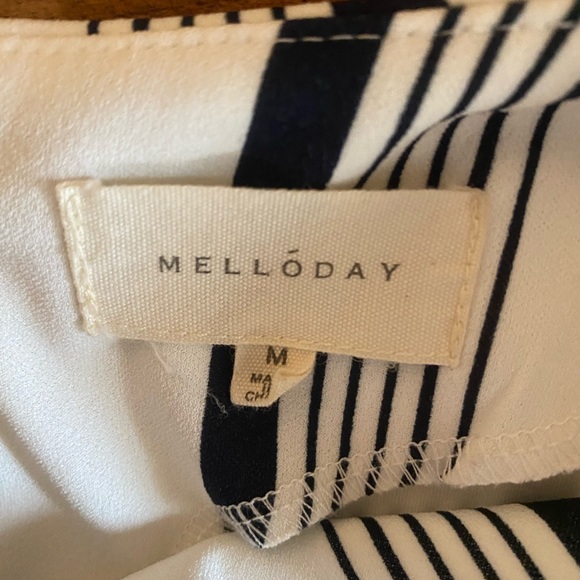 Melloday Striped Blouse - Picture 3 of 7